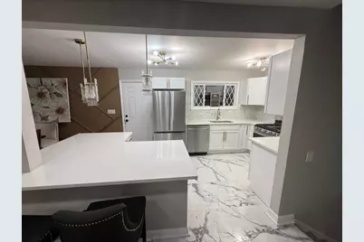 7033 E 1st Avenue, Gary, IN 46403 - Photo 5