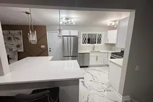 7033 E 1st Ave, Gary, IN 46403 - Photo 5