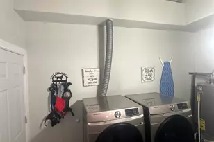 636 E 47th Pl, Gary, IN 46409 - Photo 11