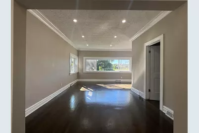 2704 W 15th Avenue, Gary, IN 46404 - Photo 5