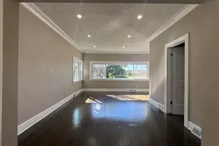 2704 W 15th Ave, Gary, IN 46404 - Photo 5