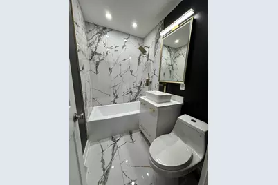 2704 W 15th Avenue, Gary, IN 46404 - Photo 15