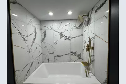 2704 W 15th Avenue, Gary, IN 46404 - Photo 23