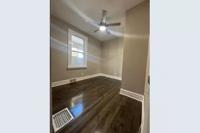 2704 W 15th Avenue, Gary, IN 46404 - Photo 9