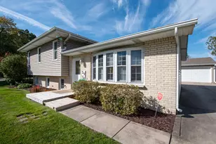 2974 Glenwood St, Portage, IN 46368 - Photo 3