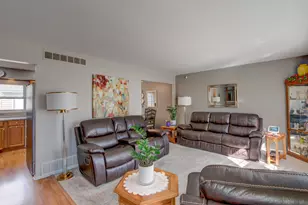 2974 Glenwood St, Portage, IN 46368 - Photo 15