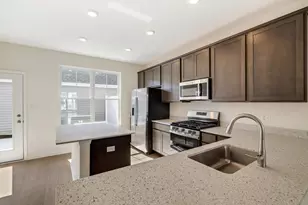 13115 Carolina St, Crown Point, IN 46307 - Photo 7