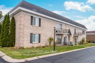 910 Camellia Dr, Munster, IN 46321 - Photo 17