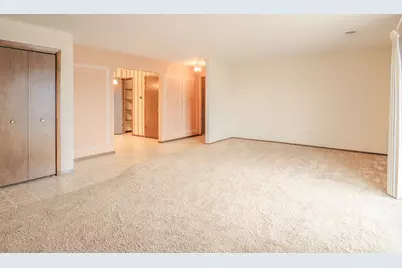 910 Camellia Drive #11, Munster, IN 46321 - Photo 5