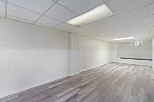 8133 Howard Ave, Munster, IN 46321 - Photo 29