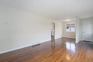 8133 Howard Ave, Munster, IN 46321 - Photo 5