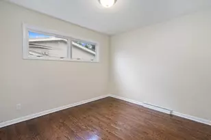 8133 Howard Ave, Munster, IN 46321 - Photo 11