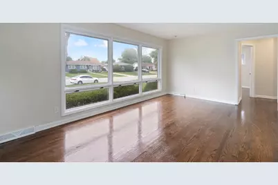 8133 Howard Avenue, Munster, IN 46321 - Photo 3