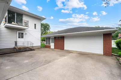 8133 Howard Avenue, Munster, IN 46321 - Photo 35