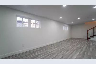 519 W 39th Avenue, Gary, IN 46408 - Photo 17