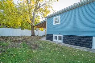 519 W 39th Ave, Gary, IN 46408 - Photo 23