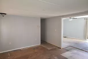 6862 NE Suburban Dr, Michigan City, IN 46360 - Photo 7