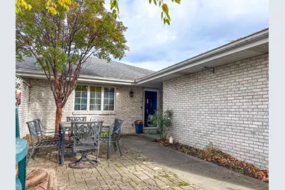 692 Capitol Drive, Hobart, IN 46342 - Photo 3