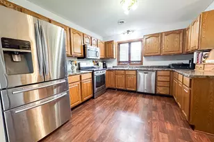 692 Capitol Dr, Hobart, IN 46342 - Photo 7