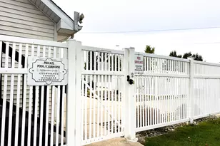 692 Capitol Dr, Hobart, IN 46342 - Photo 21