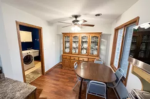 692 Capitol Dr, Hobart, IN 46342 - Photo 5