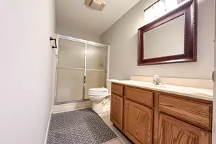 692 Capitol Dr, Hobart, IN 46342 - Photo 15