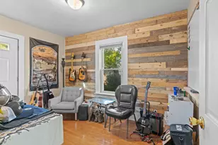 7142 Wicker Ave, Hammond, IN 46323 - Photo 11