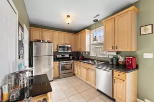 2892 Cambridge Way, Highland, IN 46322 - Photo 7