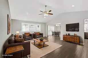 2331 Waterford Cir W, Schererville, IN 46375 - Photo 13