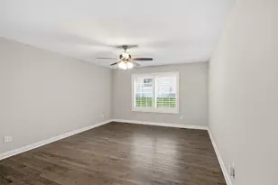 2331 Waterford Cir W, Schererville, IN 46375 - Photo 25