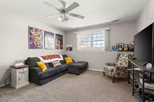 696 Admiral Dr, Westchester Township, IN 46304 - Photo 19