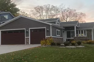 1728 Beachview Ct, Crown Point, IN 46307 - Photo 79