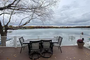 1728 Beachview Ct, Crown Point, IN 46307 - Photo 7