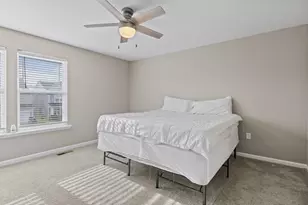 2436 Creek Bank Dr, Columbus, IN 47201 - Photo 19