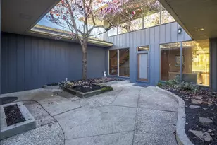 1050 Coolwood Dr, Valparaiso, IN 46385 - Photo 9