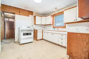 216 May Ave, Michigan City, IN 46360 - Photo 15