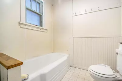 216 May Avenue, Michigan City, IN 46360 - Photo 9