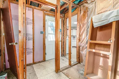 216 May Avenue, Michigan City, IN 46360 - Photo 21