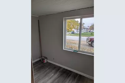 601 W Gordon Street, Francesville, IN 47946 - Photo 3