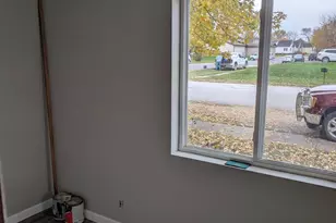 601 W Gordon St, Francesville, IN 47946 - Photo 3