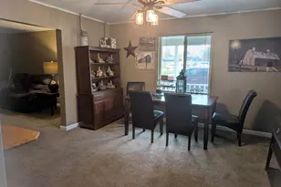 601 W Gordon St, Francesville, IN 47946 - Photo 5