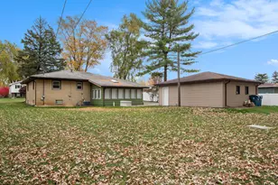 2238 Meadow Ln, Schererville, IN 46375 - Photo 29