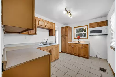 8212 W Taft Street, Merrillville, IN 46410 - Photo 9