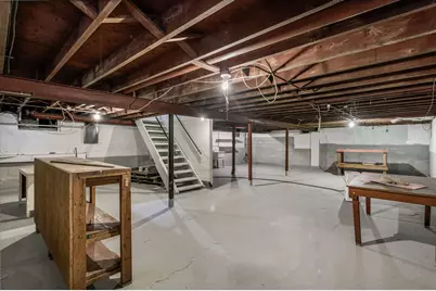 709 Indiana Avenue, Michigan City, IN 46360 - Photo 17