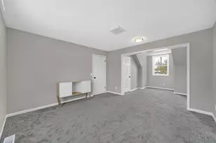 3028 W 15th Ave, Gary, IN 46404 - Photo 17