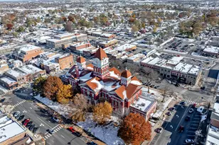 411 Prairie St, Crown Point, IN 46307 - Photo 3