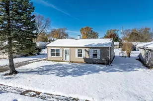 411 Prairie St, Crown Point, IN 46307 - Photo 25