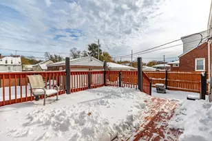 1035 Willard St, Gary, IN 46404 - Photo 23