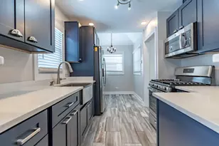 1035 Willard St, Gary, IN 46404 - Photo 15