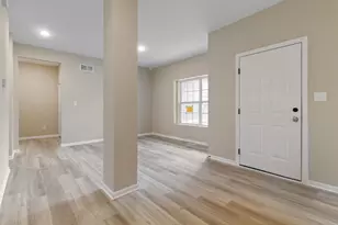 717 Druim Tr, Crown Point, IN 46307 - Photo 7